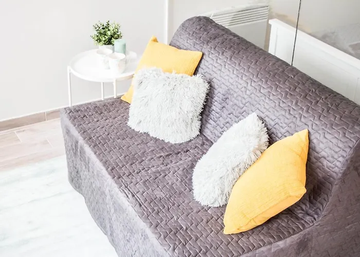 Basilica A-plus דירה *